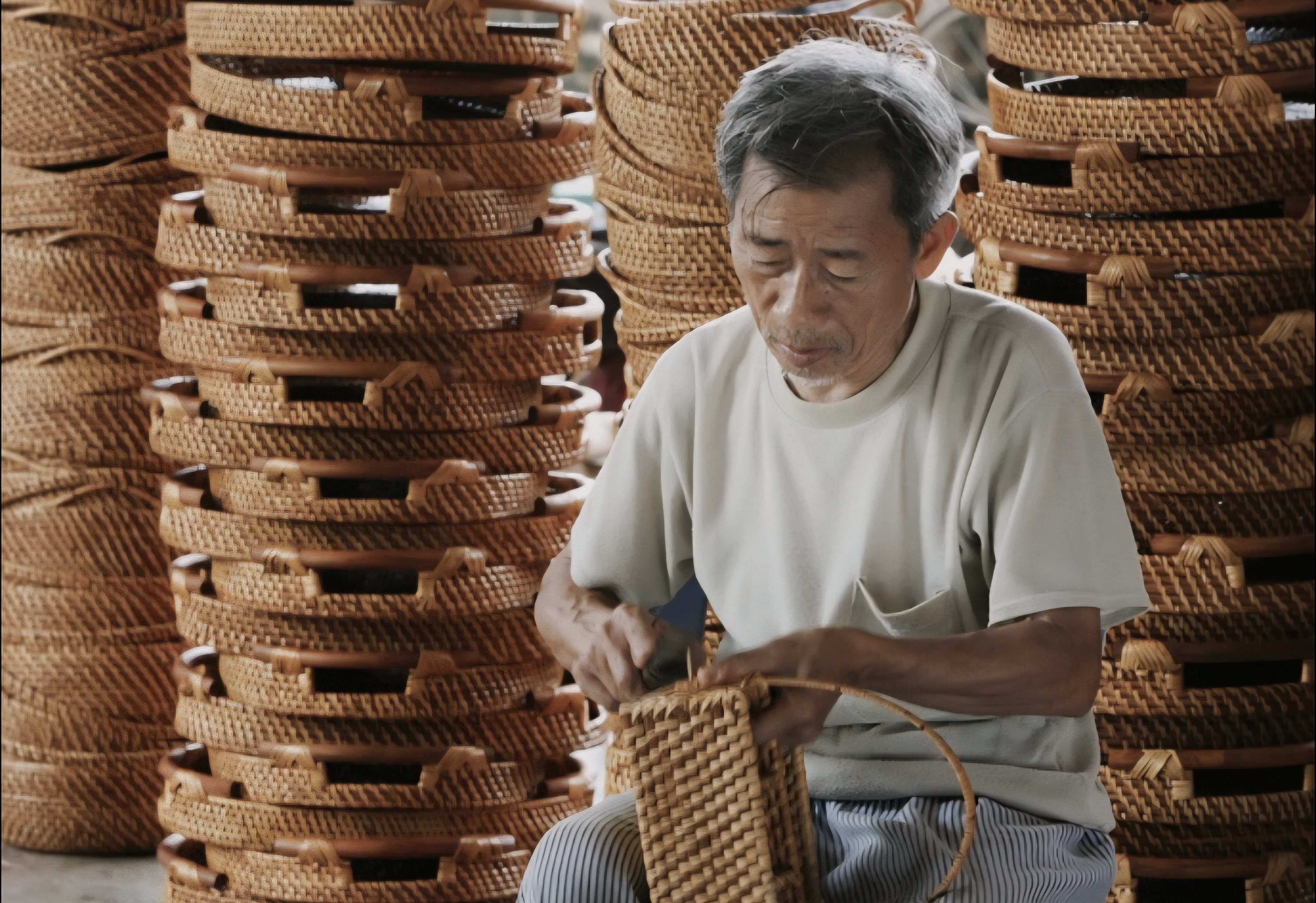 việc đưa câu chuyện vào từng sản phẩm đã tạo nên bề dày văn hóa và lịch sử việc đưa câu chuyện vào từng sản phẩm đã tạo nên bề dày văn hóa và lịch sử