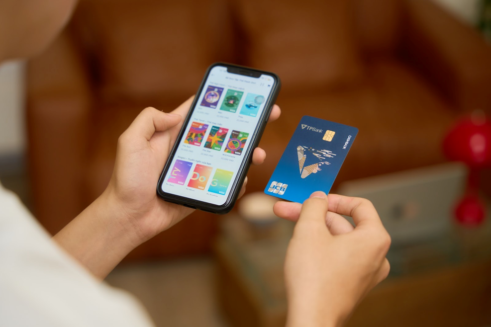 Dịp cuối năm, thẻ TPBank mang đến loạt ưu đãi từ siêu hời dành cho chủ thẻ