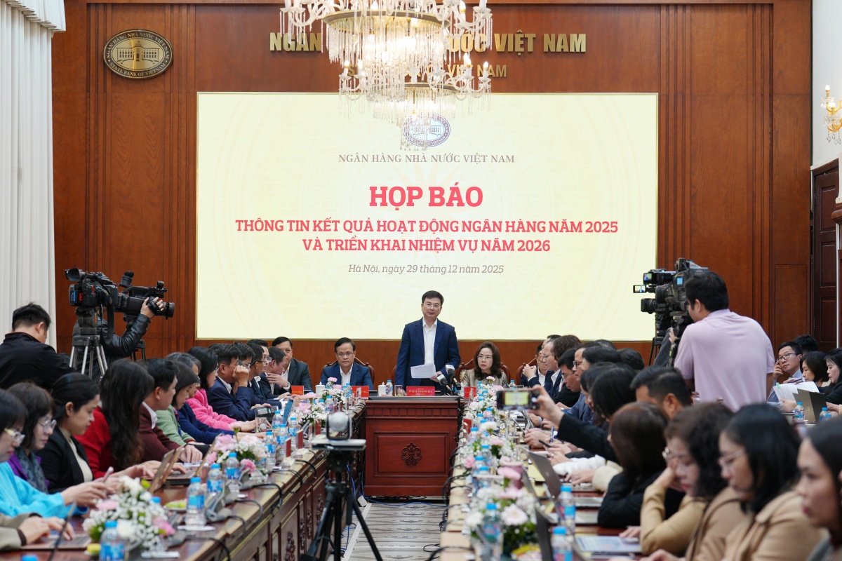 Tính đến ngày 24/12 tín dụng tăng 17,87% so với cuối năm 2024