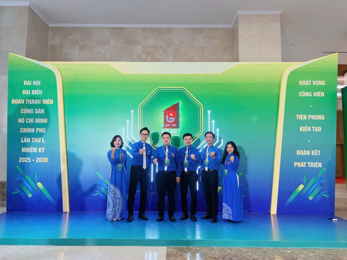Thủ tướng Chính phủ Phạm Minh Chính: Thanh niên hãy luôn đam mê và làm việc hết mình