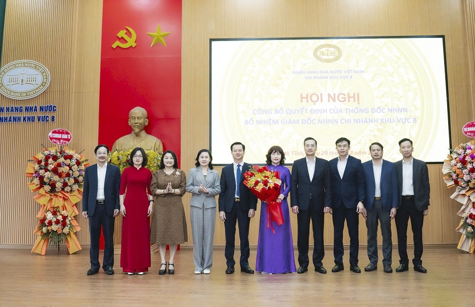 Công bố Quyết định bổ nhiệm Giám đốc NHNN Khu vực 8 Công bố Quyết định bổ nhiệm Giám đốc NHNN Khu vực 8