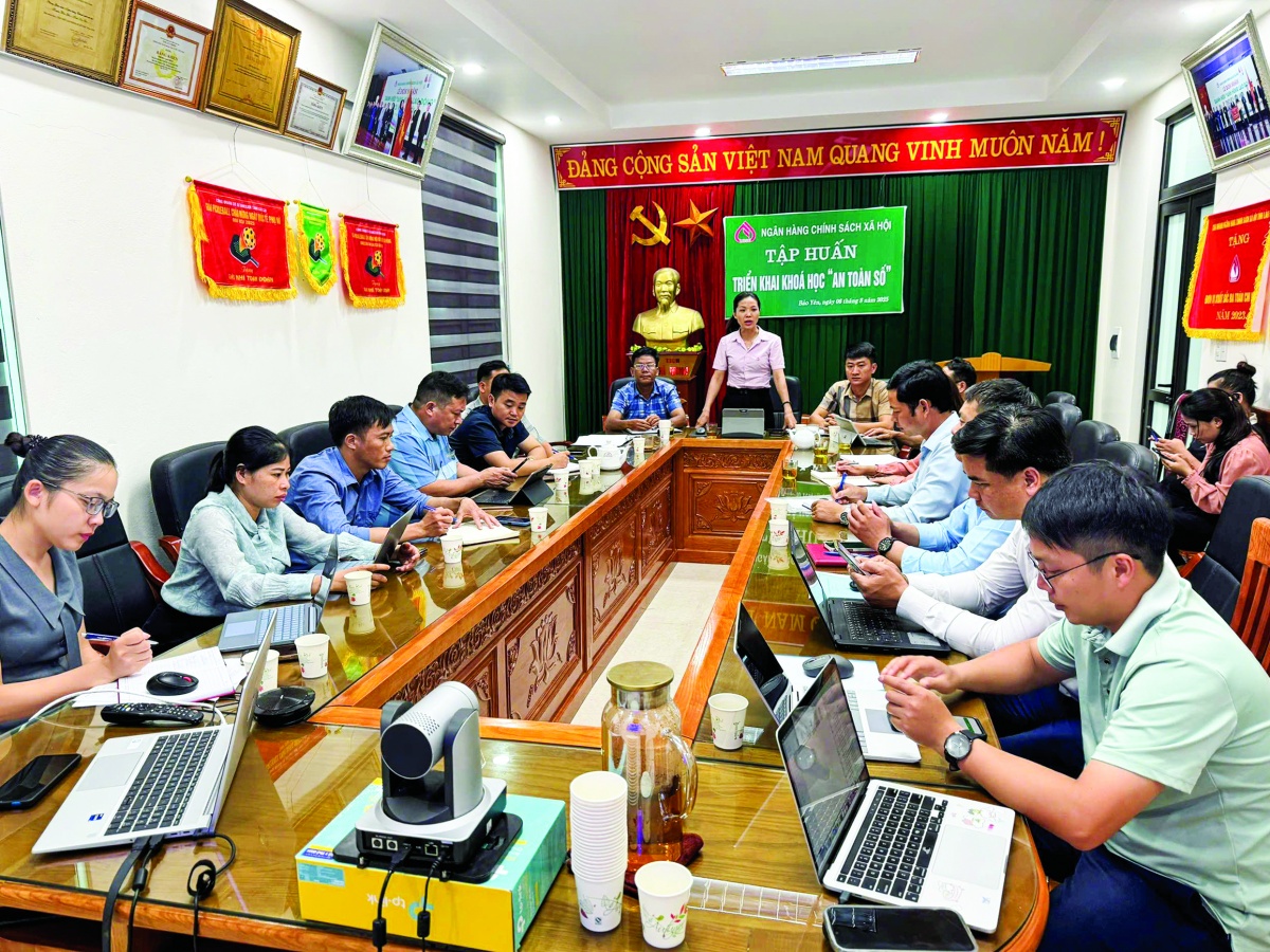 Tập huấn triển khai khoá học “An toàn số” trên toàn hệ thống NHCSXH