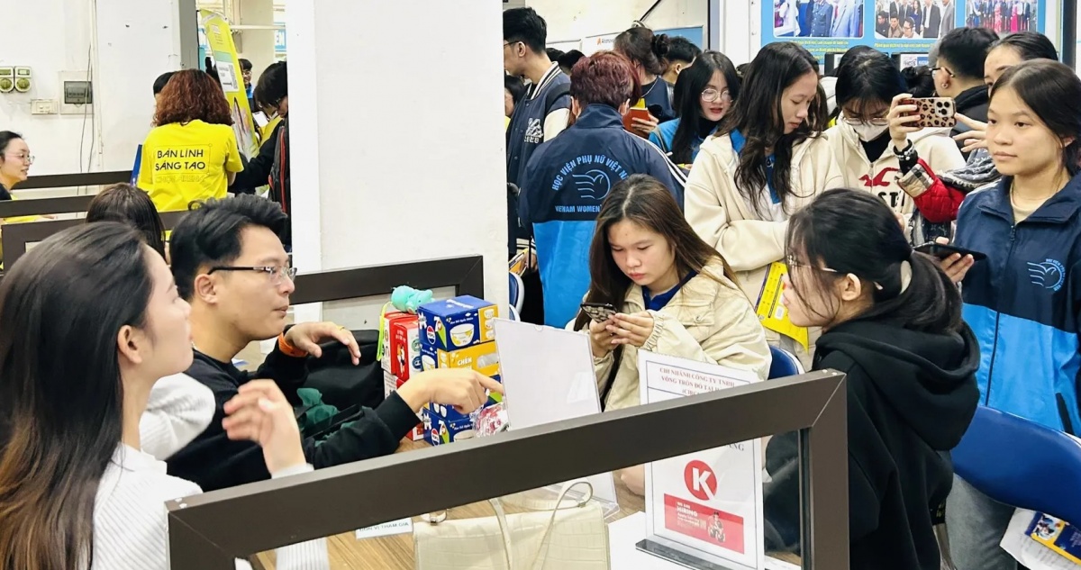 Doanh nghiệp khát người, lao động lo việc làm trước và sau Tết