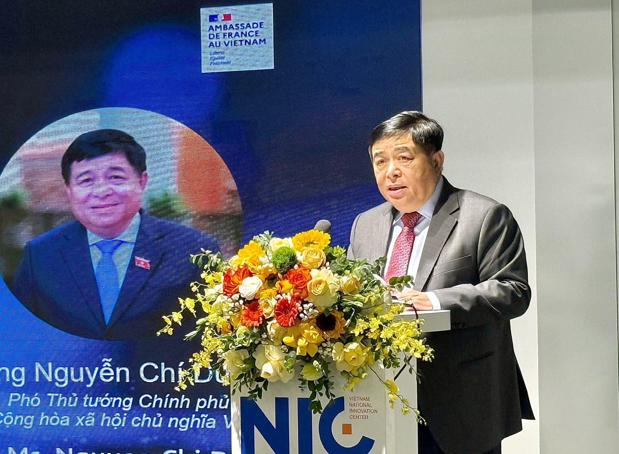 Phó Thủ tướng Nguyễn Chí Dũng phát biểu tại Lễ khai trương - Ảnh: VGP/Minh Ngọc Phó Thủ tướng Nguyễn Chí Dũng phát biểu tại Lễ khai trương - Ảnh: VGP/Minh Ngọc