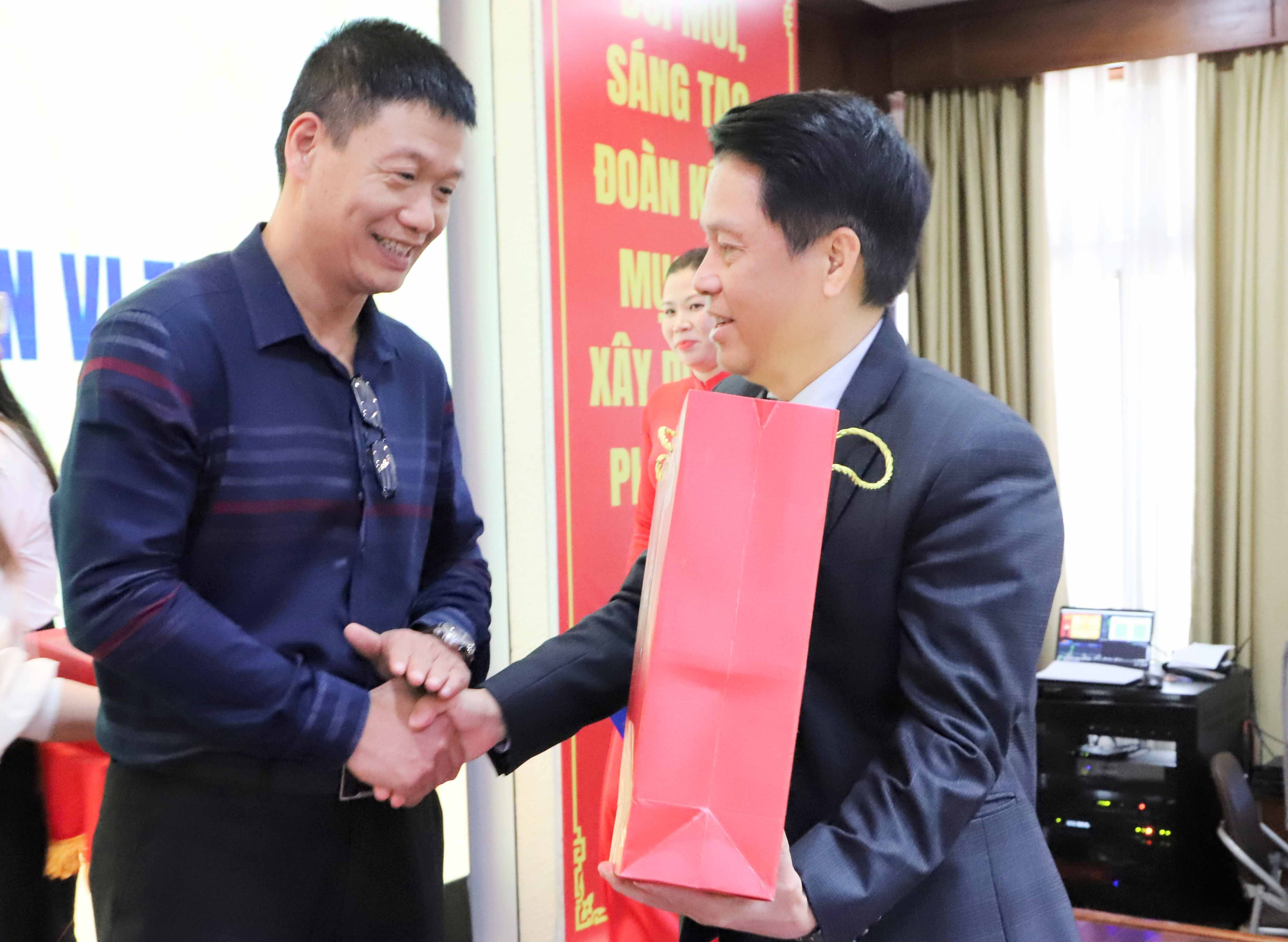 Phó thống đốc Phạm Tiến Dũng nhấn mạnh công tác truyền thông tiếp tục phát huy và đẩy mạnh trong năm mới