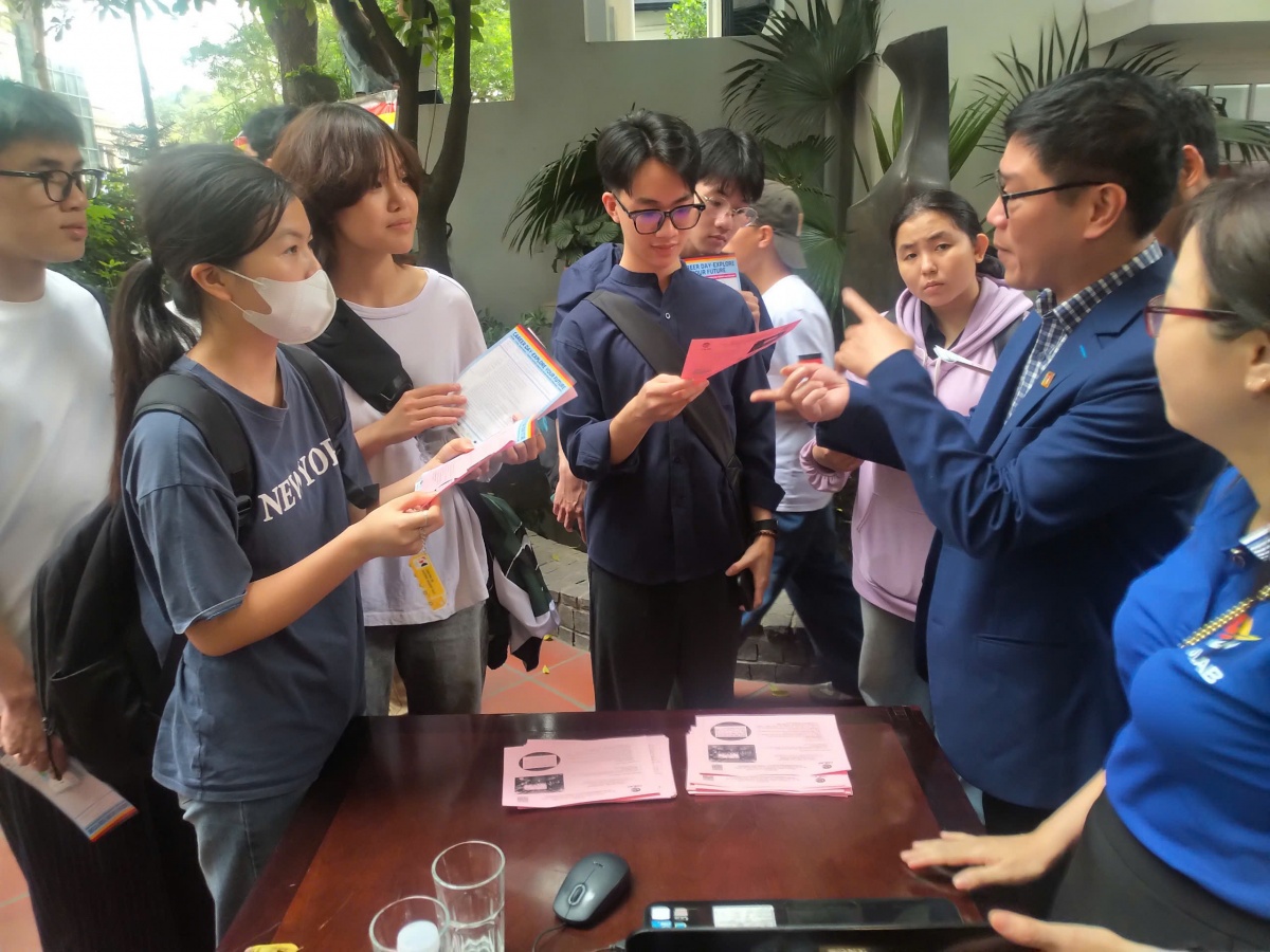 1,4 triệu thanh niên không học, không làm: Thách thức lớn của thị trường lao động Việt Nam 1,4 triệu thanh niên không học, không làm: Thách thức lớn của thị trường lao động Việt Nam