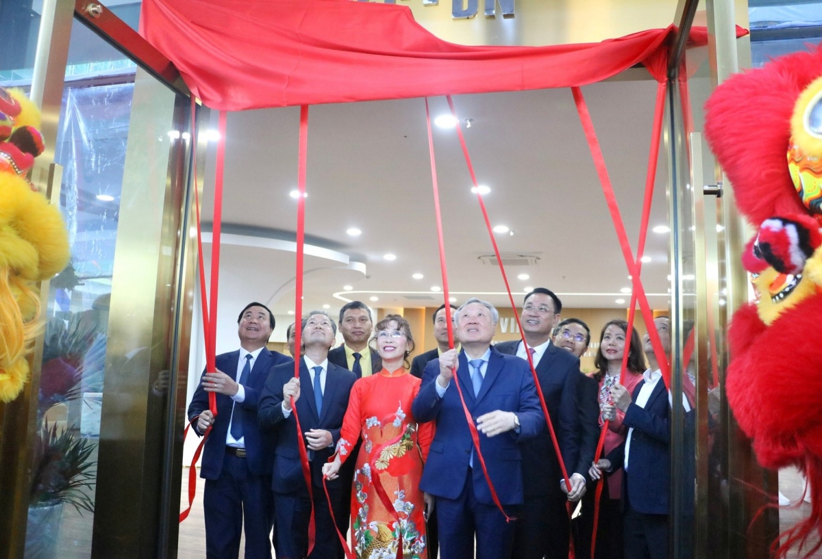 Kết nối dòng vốn, thu hút đầu tư quốc tế vào Việt Nam Kết nối dòng vốn, thu hút đầu tư quốc tế vào Việt Nam