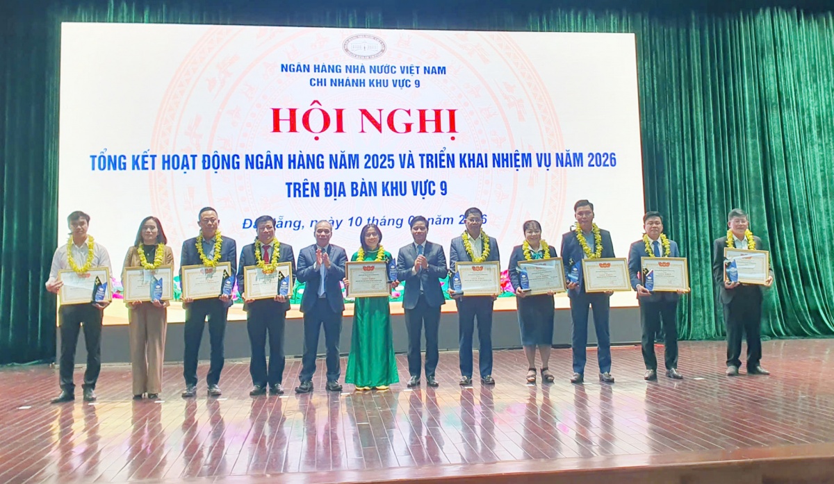 Ngành Ngân hàng Khu vực 9 giữ vững ổn định, tạo nền tảng cho tăng trưởng bền vững trong giai đoạn mới Ngành Ngân hàng Khu vực 9 giữ vững ổn định, tạo nền tảng cho tăng trưởng bền vững trong giai đoạn mới