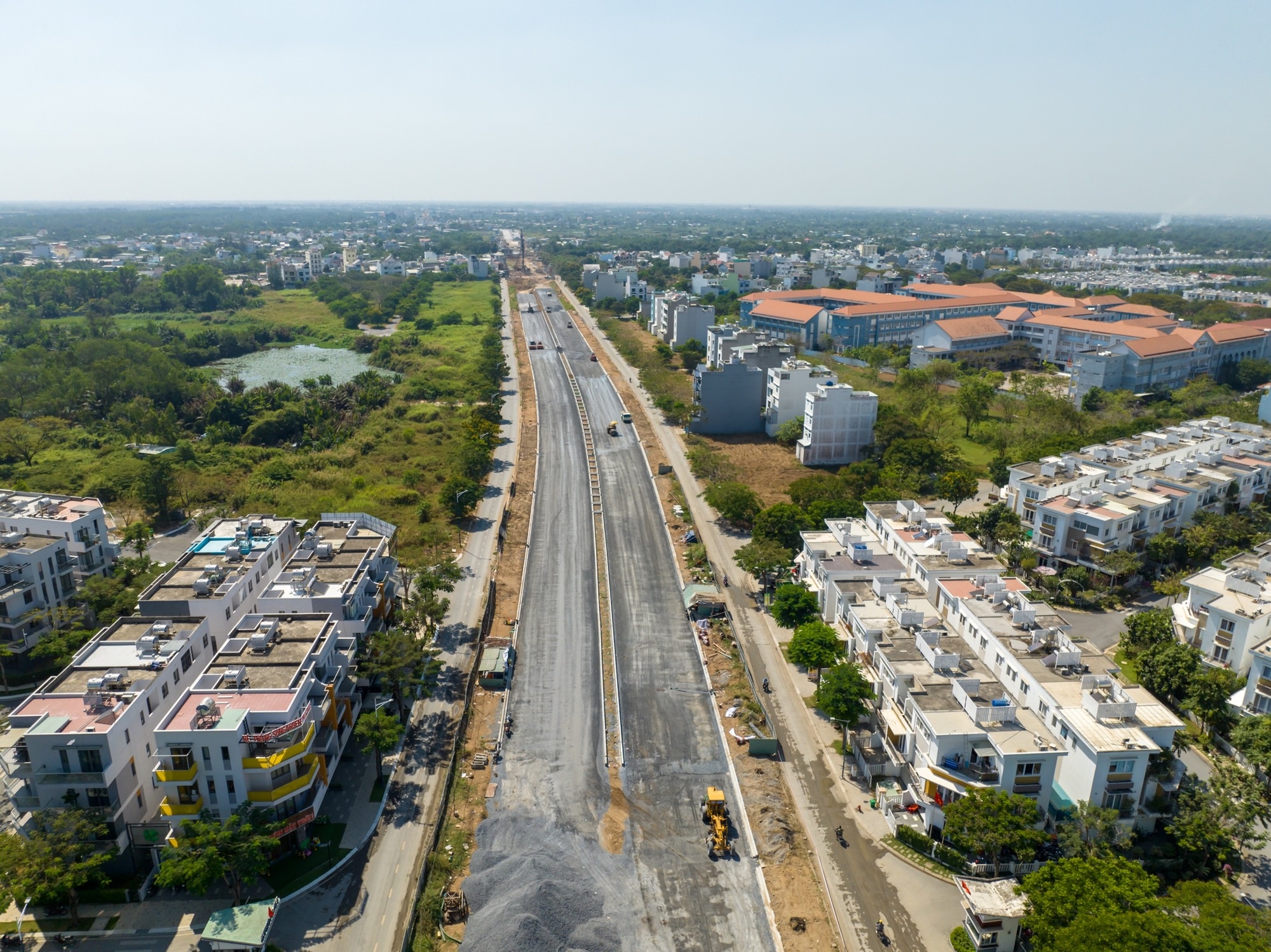 TP. Hồ Chí Minh khơi thông điểm nghẽn hạ tầng để thu hút đầu tư TP. Hồ Chí Minh khơi thông điểm nghẽn hạ tầng để thu hút đầu tư