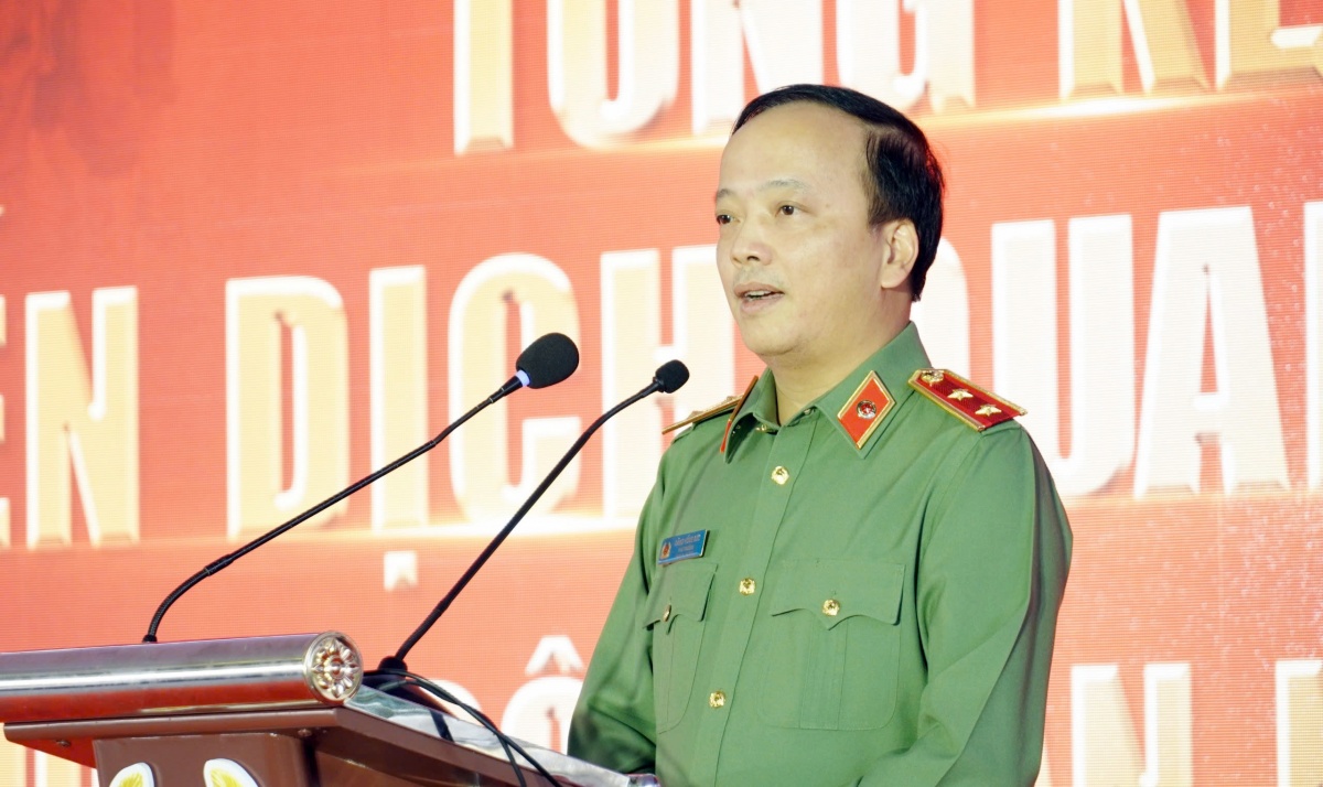 Chiến dịch Quang Trung - Thắp sáng niềm tin cho đồng bào vùng bão lũ Chiến dịch Quang Trung - Thắp sáng niềm tin cho đồng bào vùng bão lũ