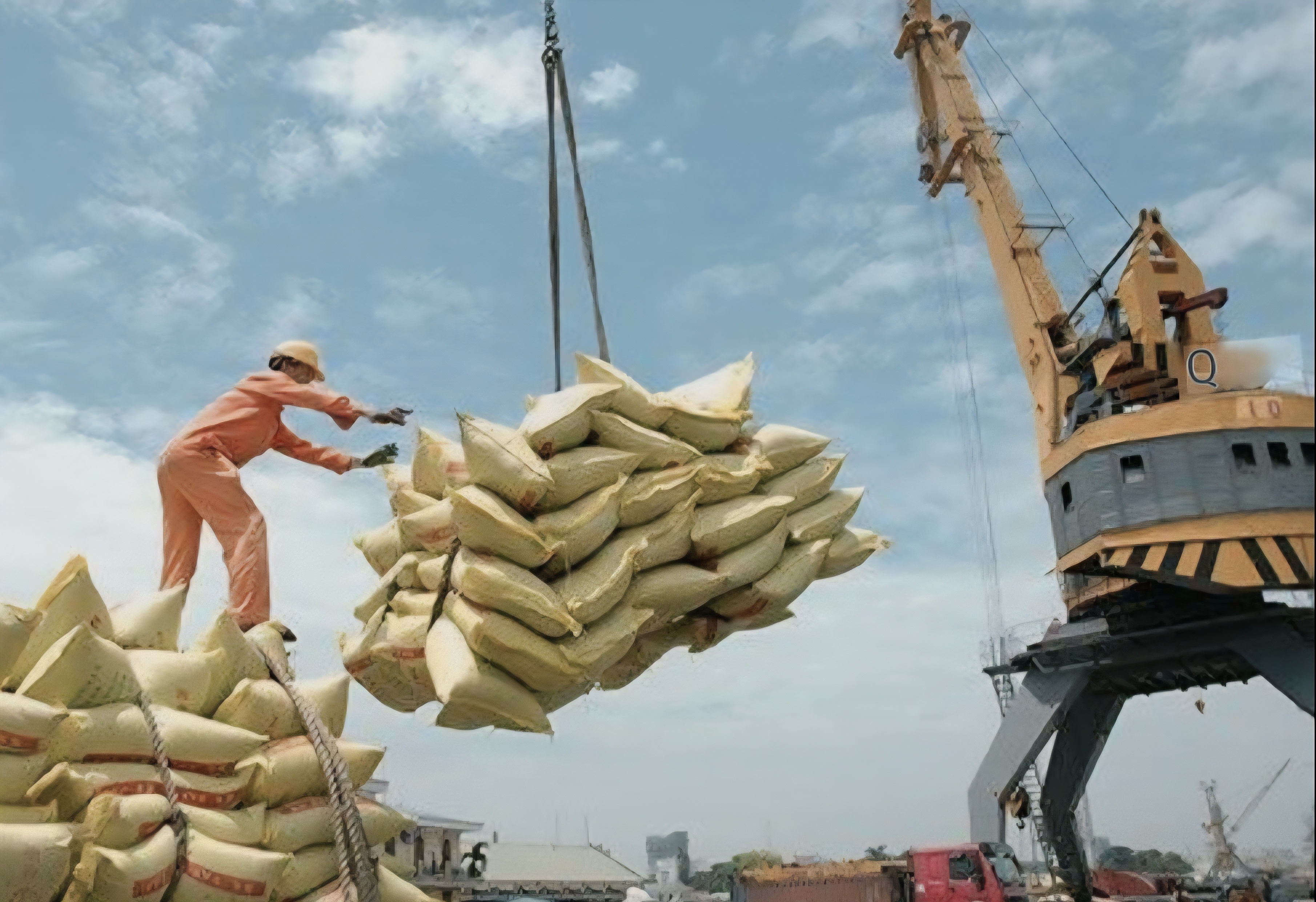 thị trường ngày càng đặt ra yêu cầu cao hơn về chất lượng, thương hiệu và tính bền vững