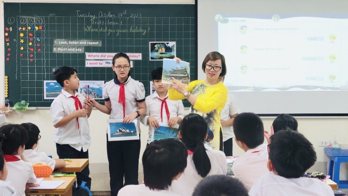 Thiếu 22.000 giáo viên tiếng Anh - “nút thắt” khi triển khai tiếng Anh như ngôn ngữ thứ hai