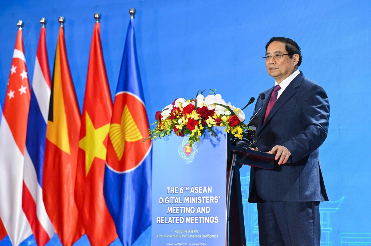 Xây dựng hạ tầng số đồng bộ, thể chế số bao trùm và phát triển nhân lực số chất lượng cao