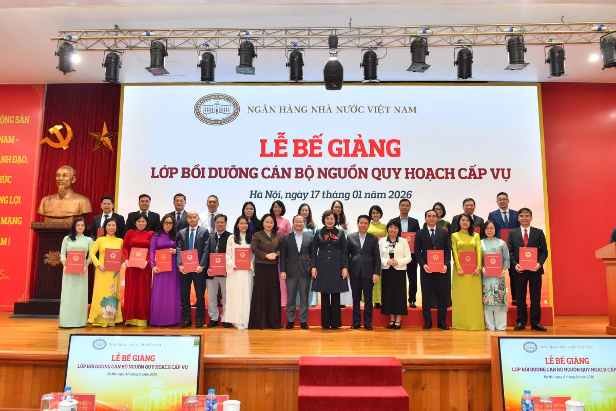 Bế giảng Lớp Bồi dưỡng cán bộ nguồn quy hoạch cấp Vụ Bế giảng Lớp Bồi dưỡng cán bộ nguồn quy hoạch cấp Vụ