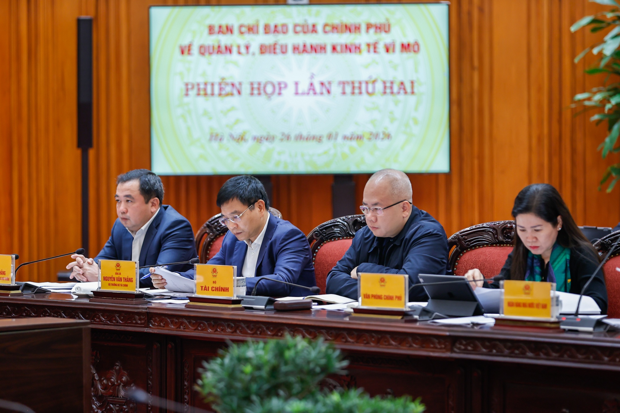 Các đại biểu dự Phiên họp - Ảnh: VGP/Nhật Bắc Các đại biểu dự Phiên họp - Ảnh: VGP/Nhật Bắc