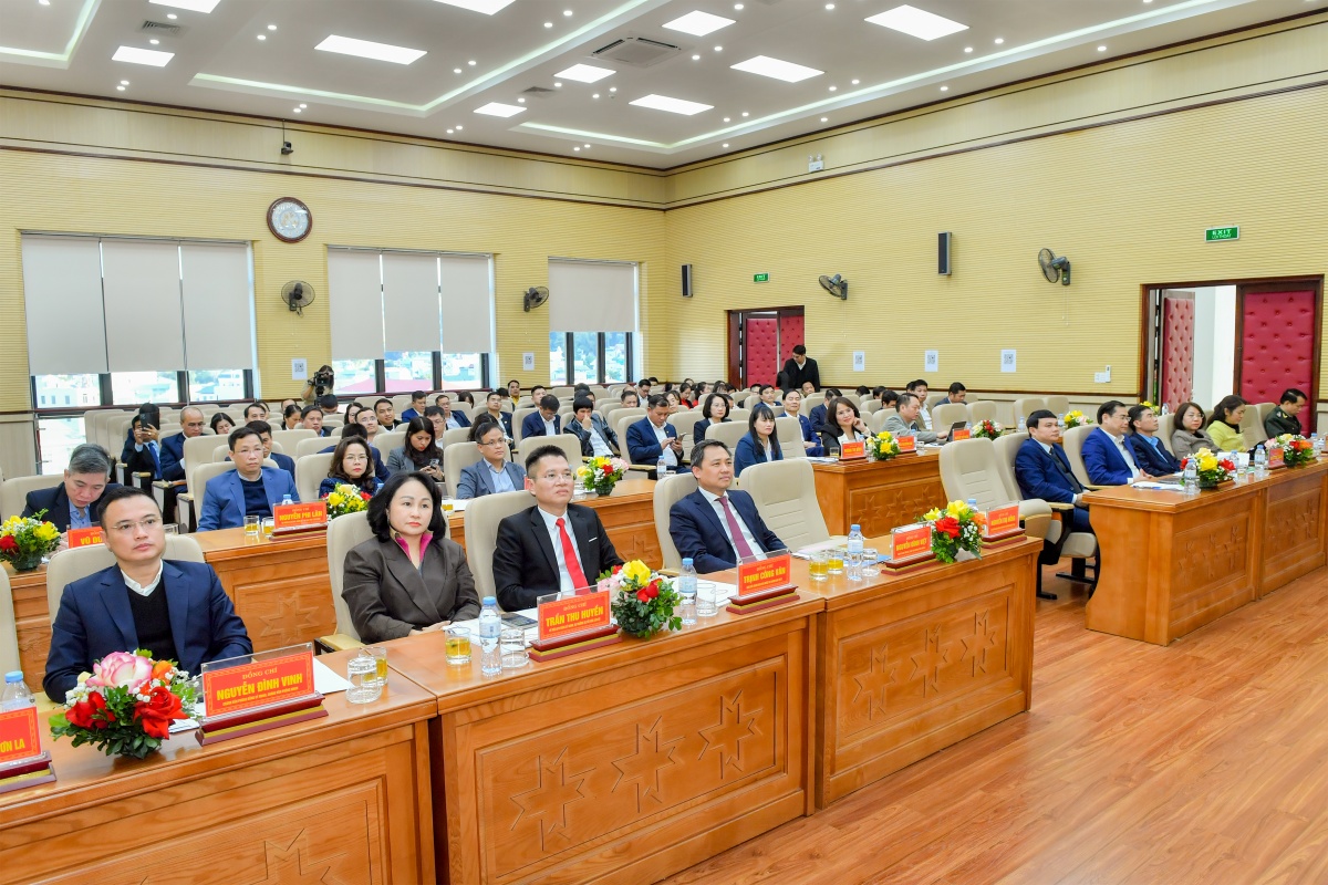 Thống đốc Nguyễn Thị Hồng dự Hội nghị triển khai nhiệm vụ ngành Ngân hàng Khu vực 3 Thống đốc Nguyễn Thị Hồng dự Hội nghị triển khai nhiệm vụ ngành Ngân hàng Khu vực 3