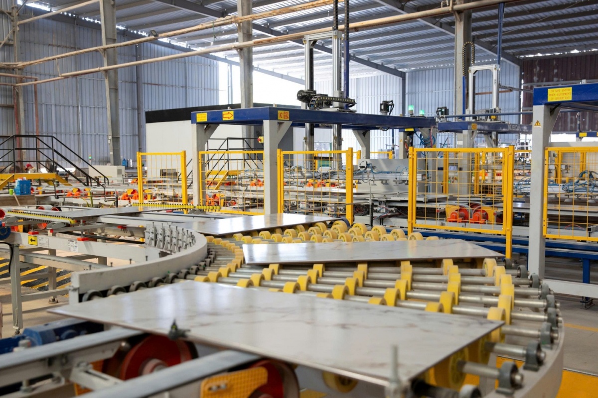 Không can thiệp hành chính vào cung-cầu và giá vật liệu xây dựng