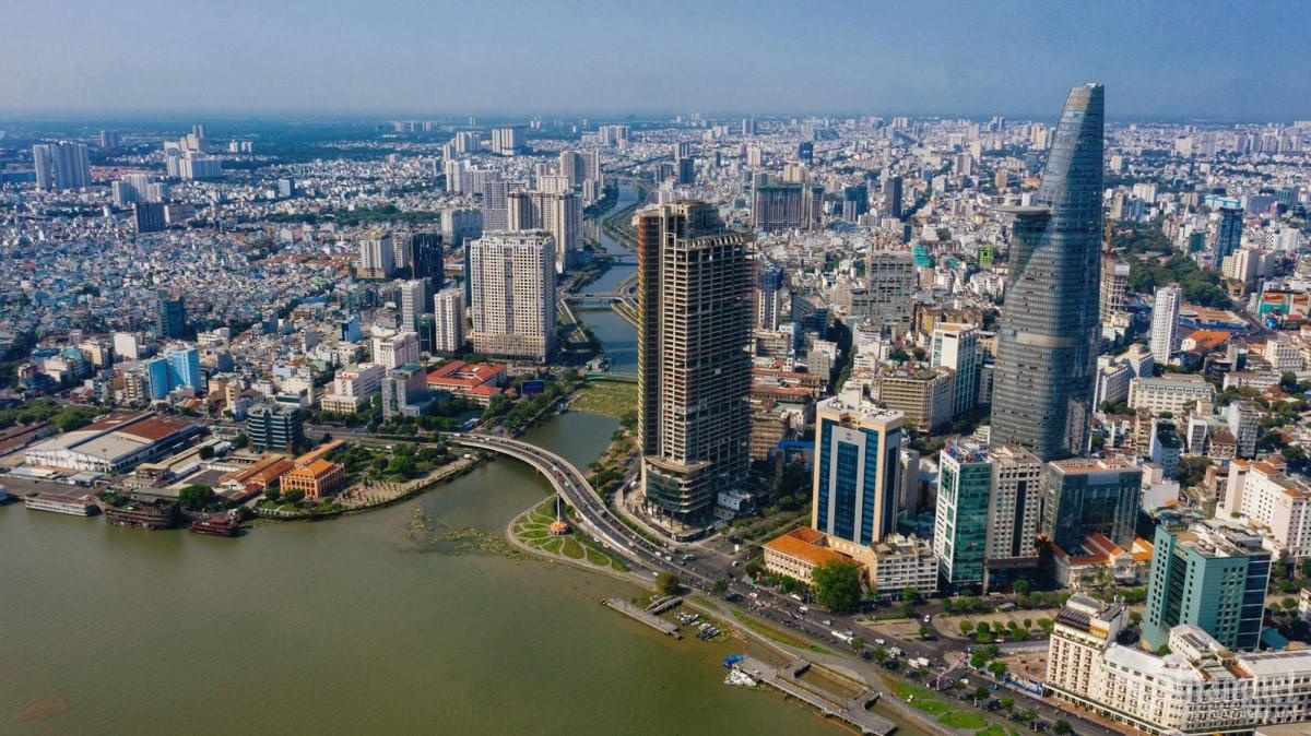 Giá bán căn hộ TP.Hồ Chí Minh tiếp tục neo cao trong bối cảnh chi phí đầu vào gia tăng và dòng tiền quay trở lại