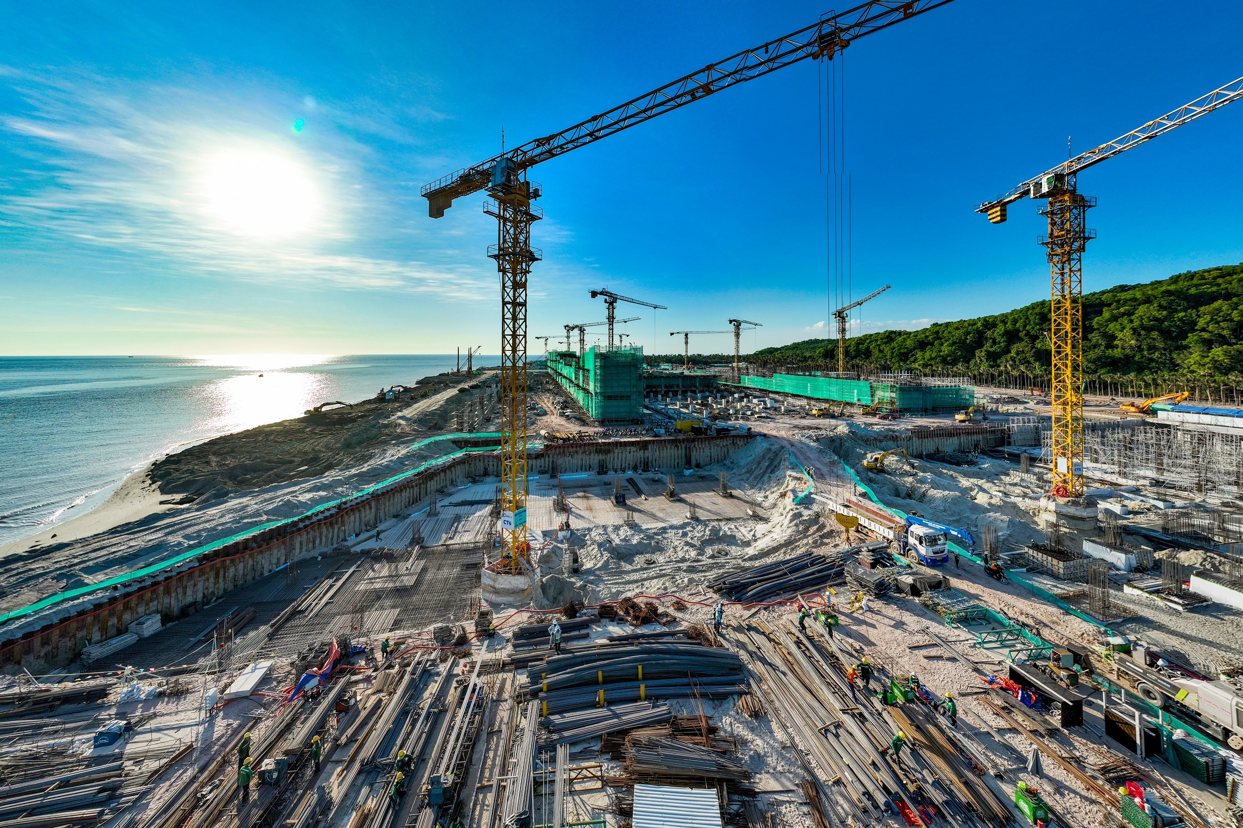 Trung tâm hội nghị và triển lãm APEC đang được gấp rút triển khai Trung tâm hội nghị và triển lãm APEC đang được gấp rút triển khai