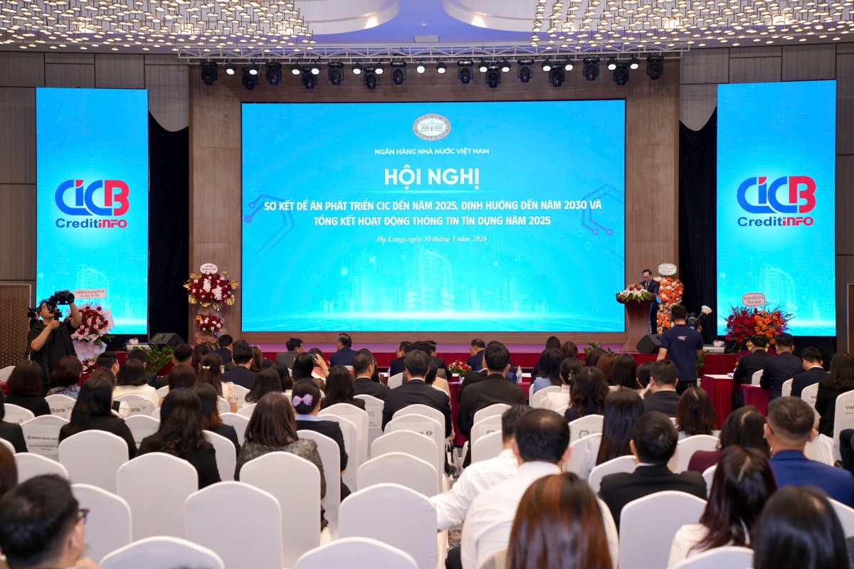 Sơ kết đề án phát triển CIC và tổng kết hoạt động thông tin tín dụng năm 2025 Sơ kết đề án phát triển CIC và tổng kết hoạt động thông tin tín dụng năm 2025