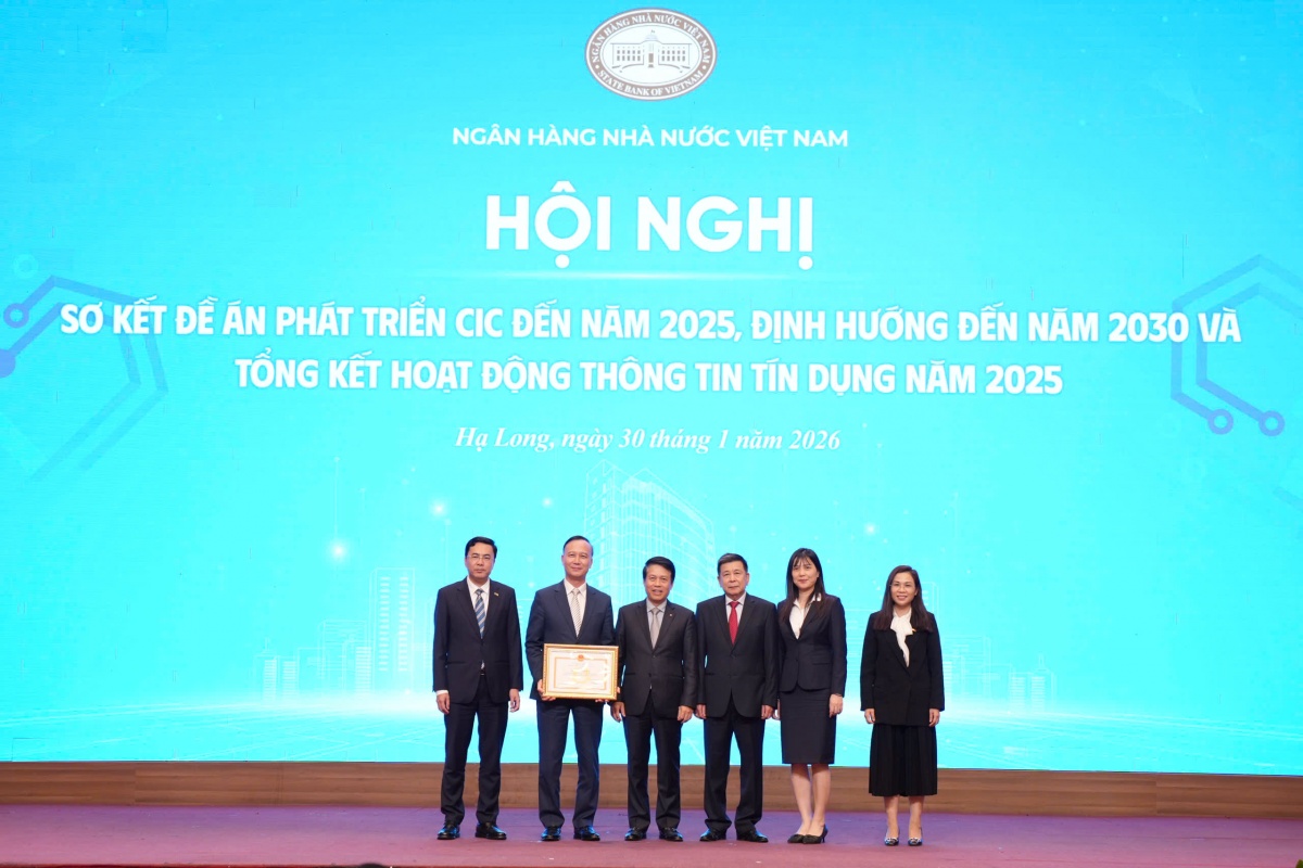 Sơ kết đề án phát triển CIC và tổng kết hoạt động thông tin tín dụng năm 2025 Sơ kết đề án phát triển CIC và tổng kết hoạt động thông tin tín dụng năm 2025