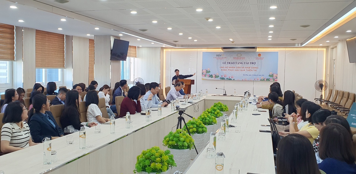 Chung tay khắc phục hậu quả thiên tai tại xã Nam Giang Chung tay khắc phục hậu quả thiên tai tại xã Nam Giang