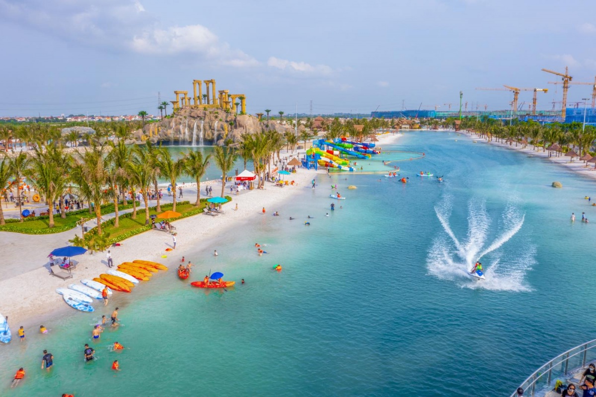 VinWonders Wave Park mang tới trải nghiệm biển xanh, sóng vỗ giữa lòng đô thị VinWonders Wave Park mang tới trải nghiệm biển xanh, sóng vỗ giữa lòng đô thị