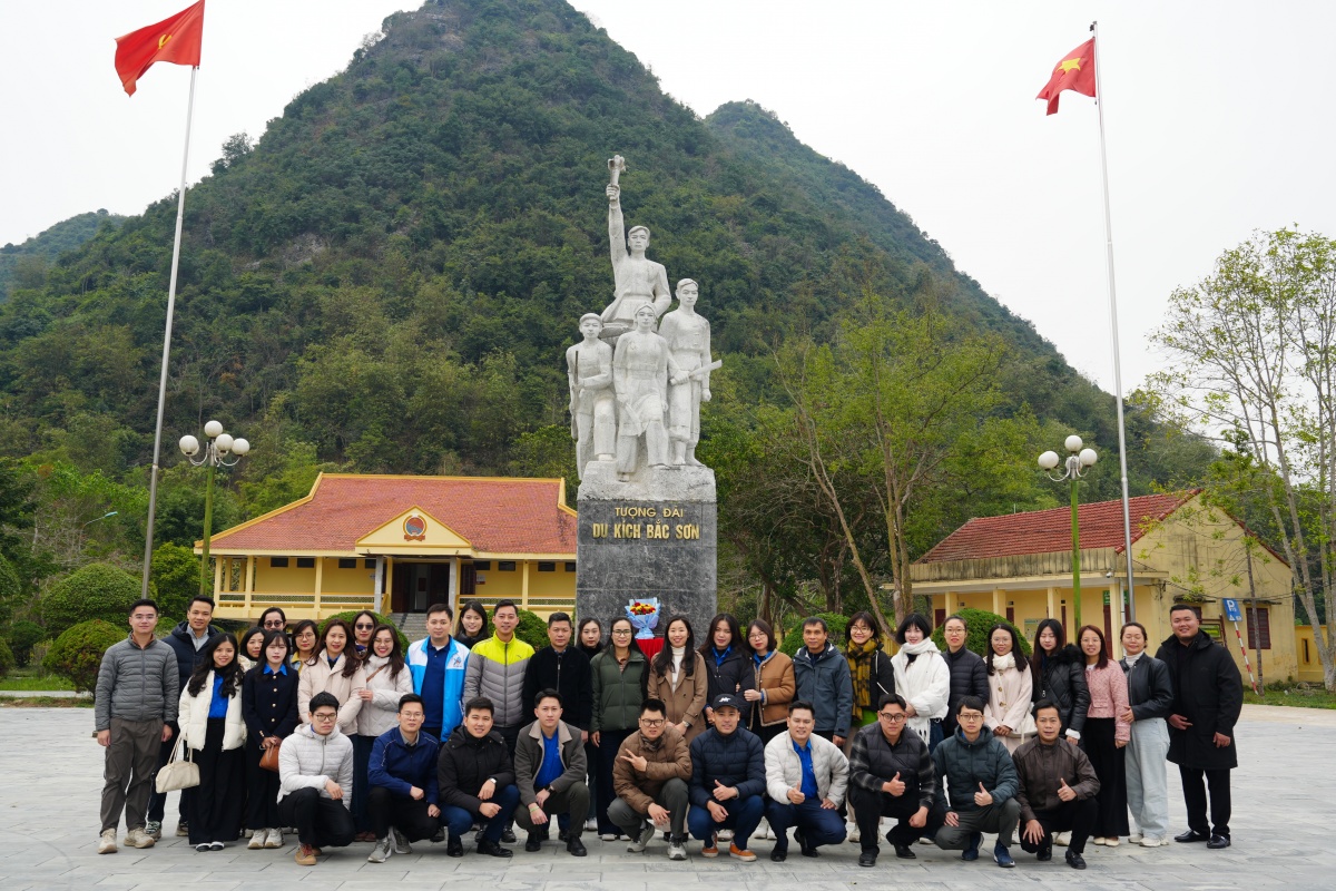 “Xuân tình nguyện” năm 2026: Chung sức xây dựng nông thôn mới, chăm lo an sinh xã hội tại Lạng Sơn