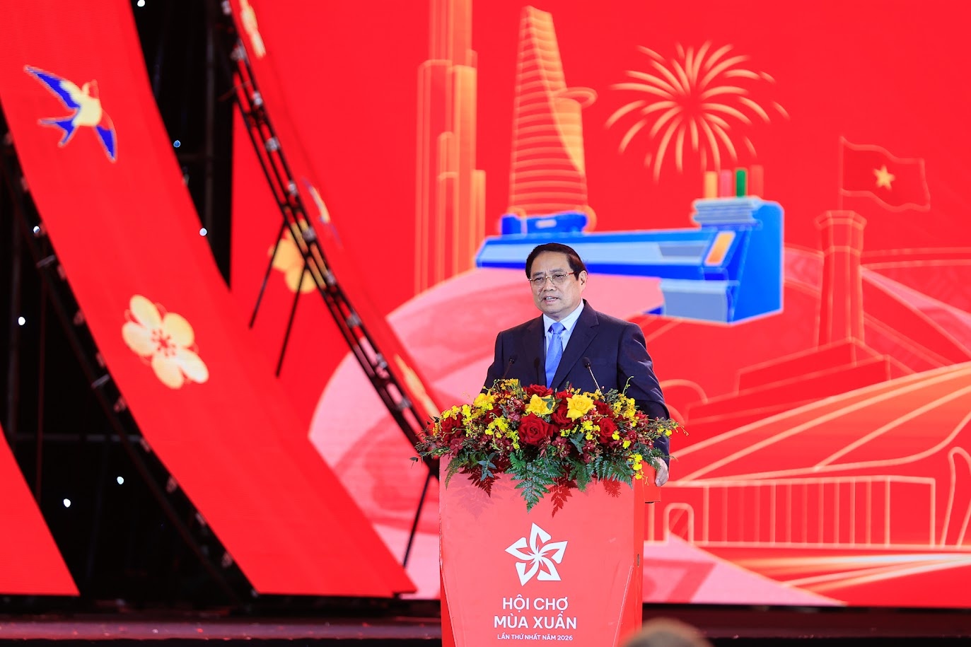 Thủ tướng ghi nhận, biểu dương và đánh giá cao Bộ Công Thương cùng các bộ, ngành, địa phương, cộng đồng doanh nghiệp đã chung sức, đồng lòng, nỗ lực hành động, tích cực tham gia và tổ chức Hội chợ Mùa Xuân lần thứ nhất năm 2026 - Ảnh: VGP/Nhật Bắc Thủ tướng ghi nhận, biểu dương và đánh giá cao Bộ Công Thương cùng các bộ, ngành, địa phương, cộng đồng doanh nghiệp đã chung sức, đồng lòng, nỗ lực hành động, tích cực tham gia và tổ chức Hội chợ Mùa Xuân lần thứ nhất năm 2026 - Ảnh: VGP/Nhật Bắc