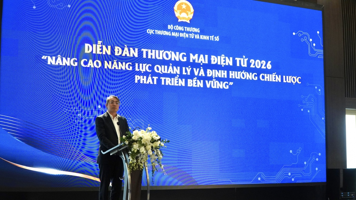 Diễn đàn “Toàn cảnh Thương mại điện tử”: Siết kỷ cương, thúc TMĐT xanh và thu hẹp khoảng cách vùng miền Diễn đàn “Toàn cảnh Thương mại điện tử”: Siết kỷ cương, thúc TMĐT xanh và thu hẹp khoảng cách vùng miền