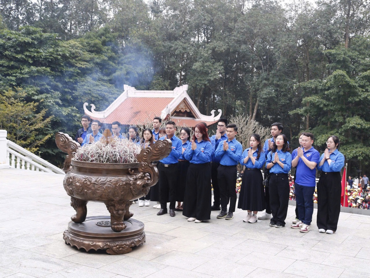 Tuổi trẻ ngành thanh tra ngân hàng về nguồn tại Khu di tích lịch sử K9 – Đá Chông