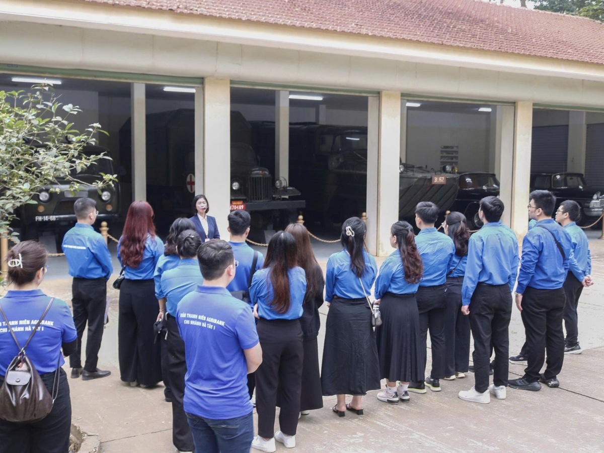 Tuổi trẻ ngành thanh tra ngân hàng về nguồn tại Khu di tích lịch sử K9 – Đá Chông