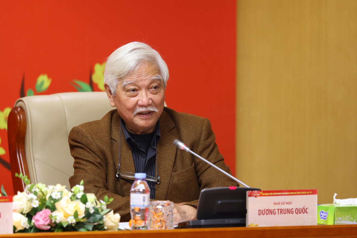 Lì xì năm mới: Từ mỹ tục đến sử dụng tiền văn minh Lì xì năm mới: Từ mỹ tục đến sử dụng tiền văn minh
