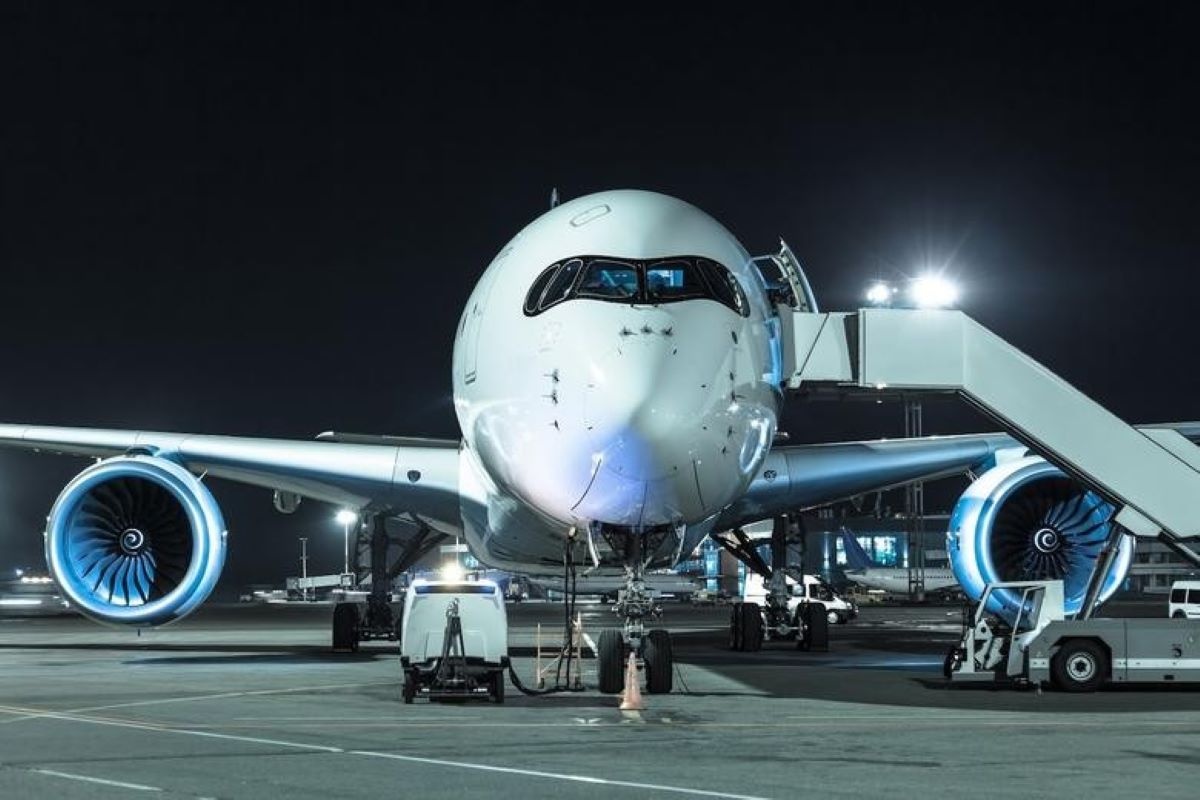 Bảo dưỡng, kỹ thuật số, đào tạo và dịch vụ mặt đất bứt tốc, kéo theo hơn 1,06 triệu nhân lực mới trong hai thập kỷ tới