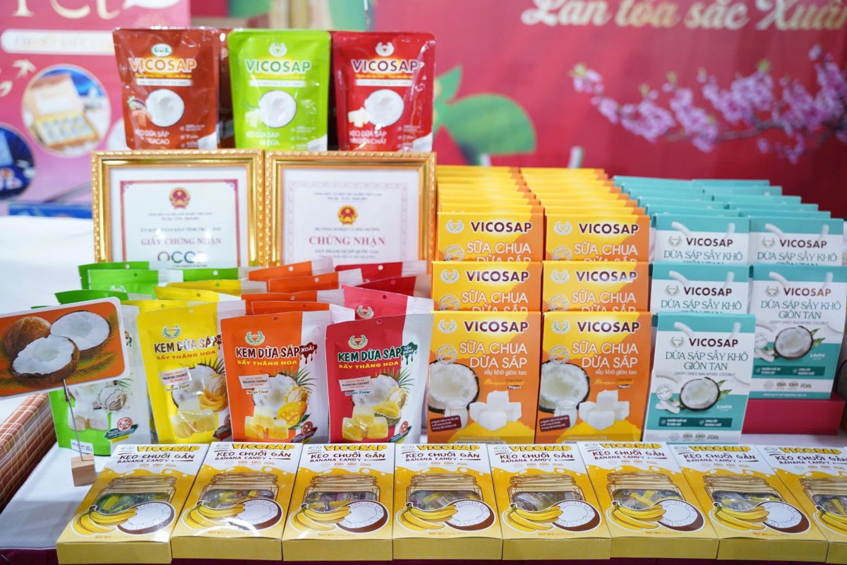 Doanh nghiệp OCOP tận dụng cơ hội “vàng” tiếp cận người tiêu dùng Thủ đô Doanh nghiệp OCOP tận dụng cơ hội “vàng” tiếp cận người tiêu dùng Thủ đô