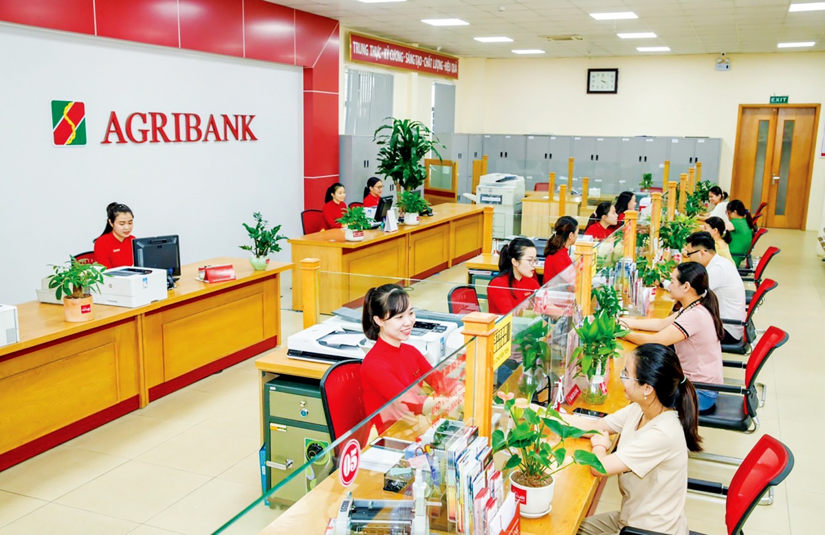 Agribank hiện diện rộng khắp mọi vùng miền, hoạt động ngày càng hiện đại, hiệu quả và tăng trưởng bền vững Agribank hiện diện rộng khắp mọi vùng miền, hoạt động ngày càng hiện đại, hiệu quả và tăng trưởng bền vững