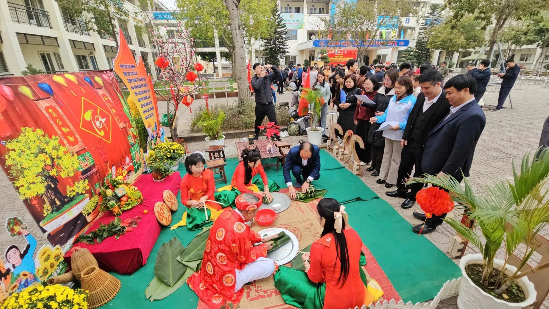 Nghị quyết phiên họp Chính phủ thường kỳ tháng 1: Chuẩn bị chu đáo cho nhân dân đón Tết Nguyên đán Bính Ngọ 2026