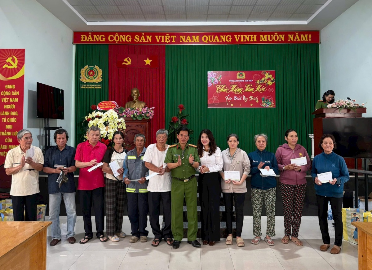 Đem Tết đến cho người có hoàn cảnh khó khăn: Hoạt động nhân văn và nhiều ý nghĩa của ngân hàng