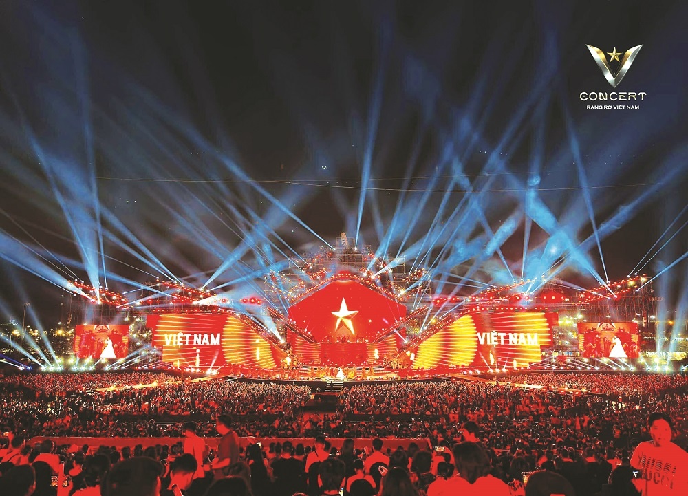Sân khấu «V Concert - Rạng rỡ Việt Nam» rực màu cờ đỏ sao vàng Sân khấu «V Concert - Rạng rỡ Việt Nam» rực màu cờ đỏ sao vàng