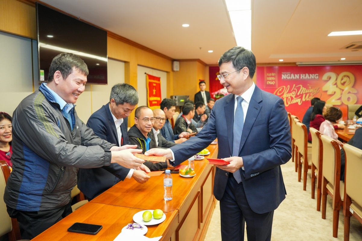 Phó Thống đốc NHNN Phạm Thanh Hà thăm và chúc Tết Xuân Bính Ngọ tại Thời báo Ngân hàng