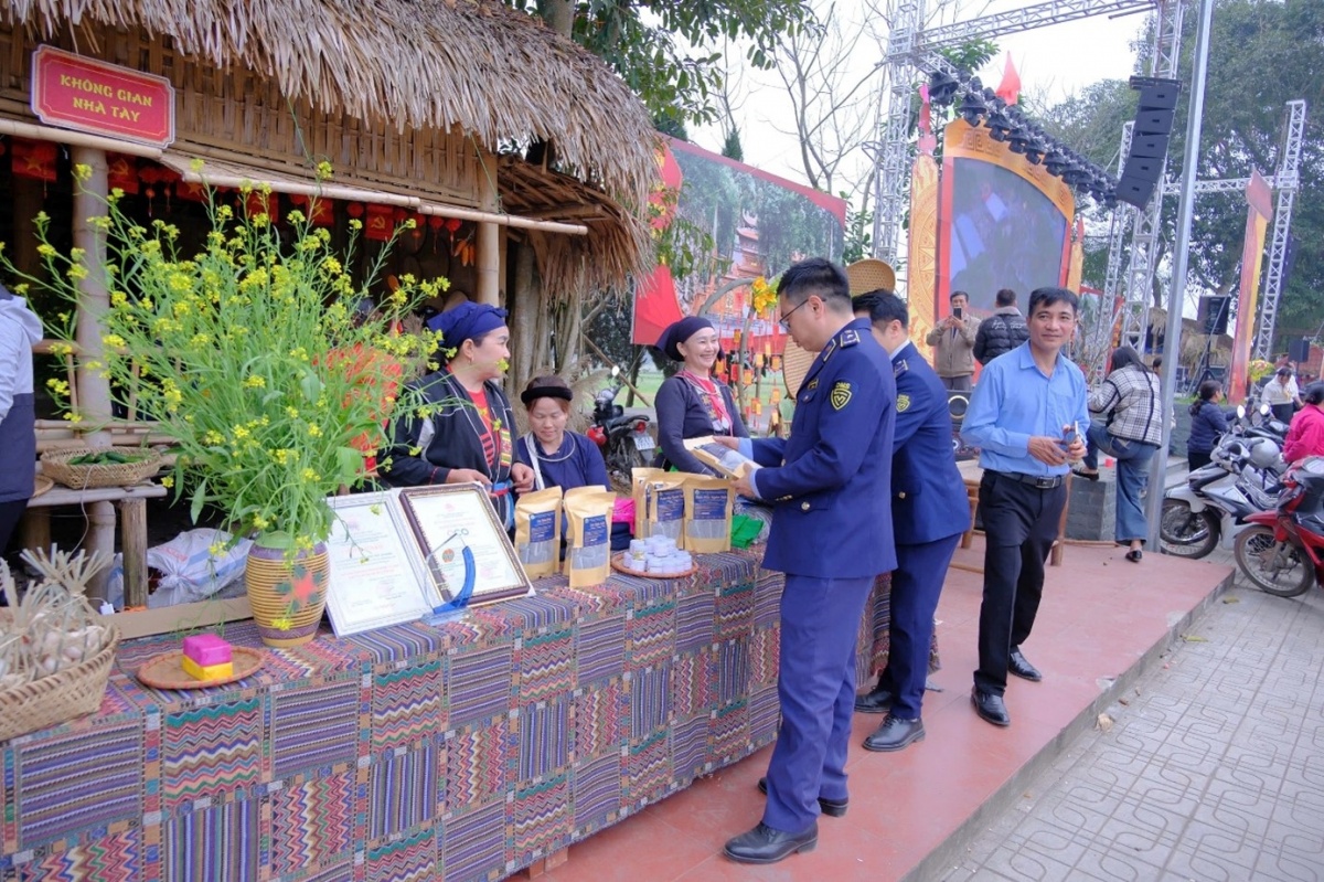 Quản lý giá linh hoạt, minh bạch để giữ vững tâm lý thị trường
