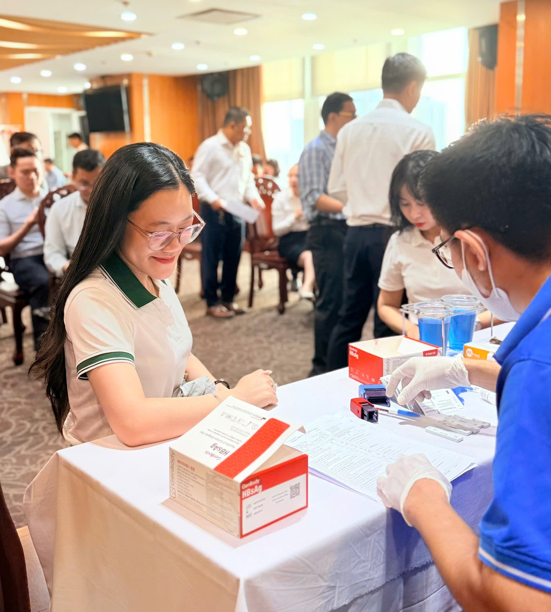 Vietcombank TP. Hồ Chí Minh hiến tặng 222 đơn vị máu, lan tỏa tinh thần “Chủ Nhật Đỏ” trong Tháng Thanh niên Vietcombank TP. Hồ Chí Minh hiến tặng 222 đơn vị máu, lan tỏa tinh thần “Chủ Nhật Đỏ” trong Tháng Thanh niên
