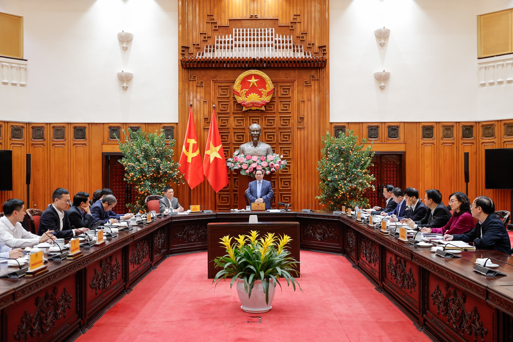 Thủ tướng Phạm Minh Chính chủ trì cuộc họp - Ảnh: VGP/Nhật Bắc