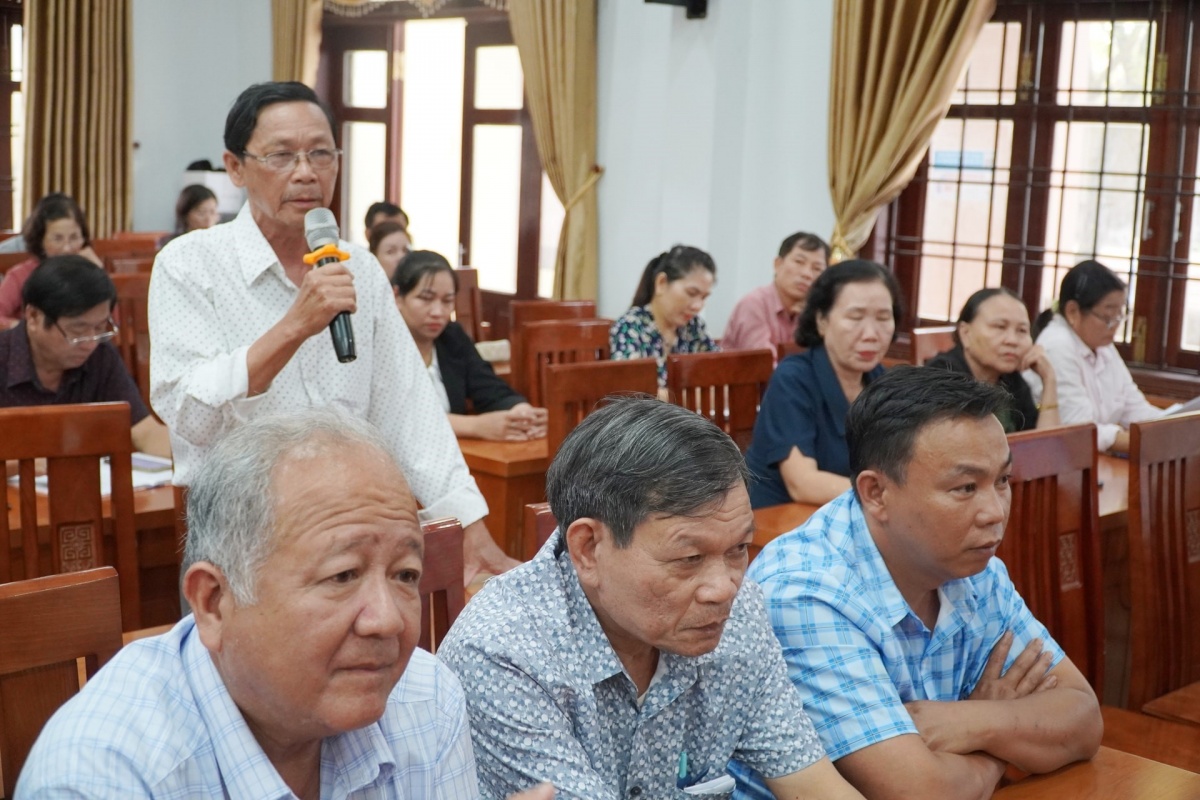 Đà Nẵng: Các ứng cử viên đại biểu Quốc hội khóa XVI tiếp xúc cử tri tại Đơn vị bầu cử số 4 Đà Nẵng: Các ứng cử viên đại biểu Quốc hội khóa XVI tiếp xúc cử tri tại Đơn vị bầu cử số 4