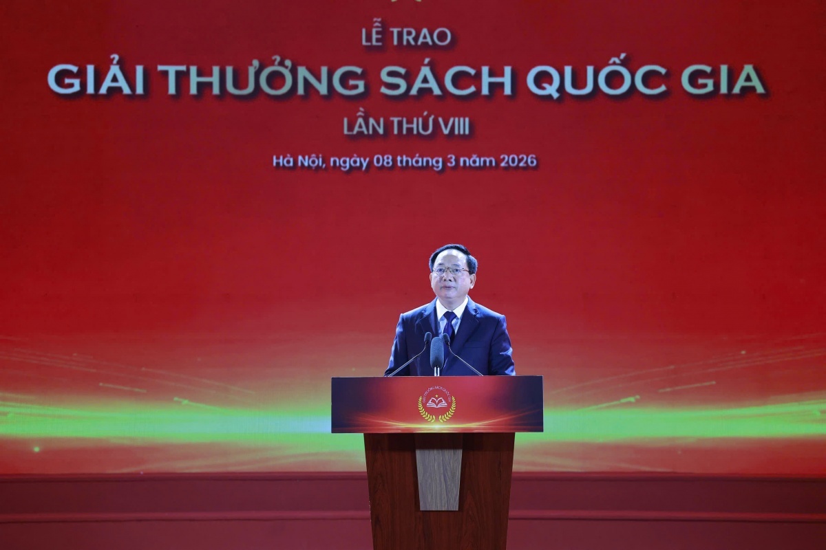 Trưởng Ban Tuyên giáo và Dân vận TW Trịnh Văn Quyết: Văn hóa, tri thức và sách giữ vai trò đặc biệt quan trọng Trưởng Ban Tuyên giáo và Dân vận TW Trịnh Văn Quyết: Văn hóa, tri thức và sách giữ vai trò đặc biệt quan trọng