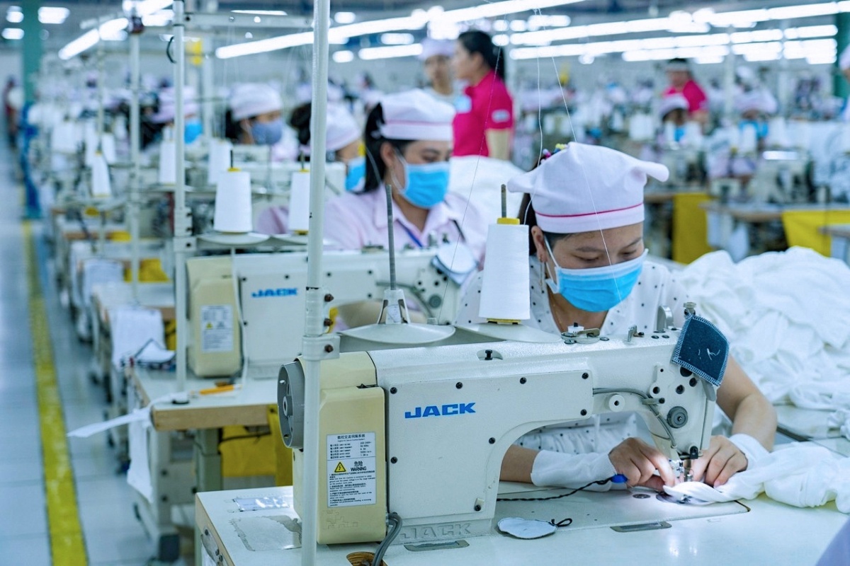 Lương tối thiểu vùng tăng, người lao động bớt áp lực chi tiêu Lương tối thiểu vùng tăng, người lao động bớt áp lực chi tiêu