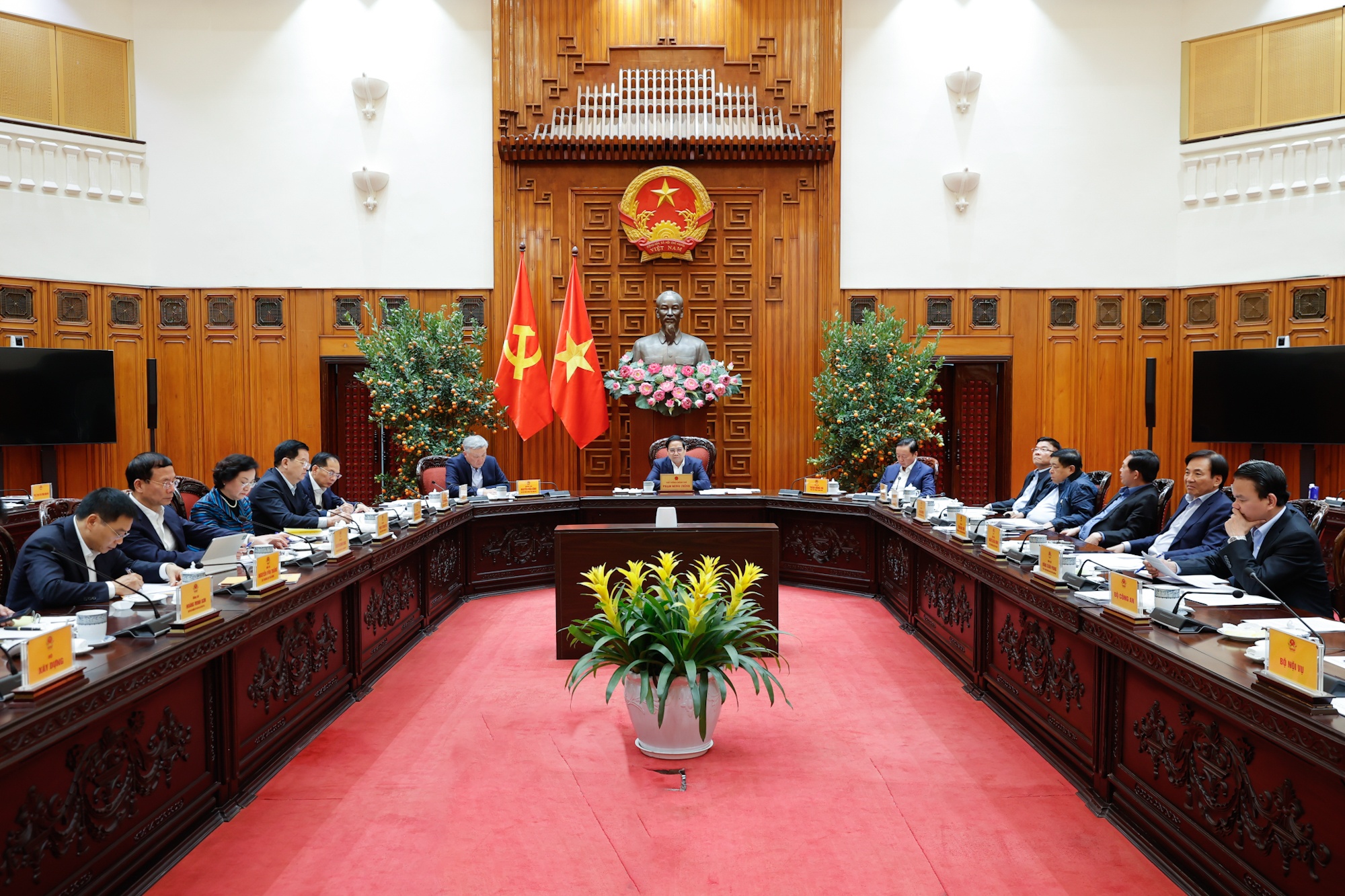 Thủ tướng chủ trì cuộc họp - Ảnh: VGP/Nhật Bắc Thủ tướng chủ trì cuộc họp - Ảnh: VGP/Nhật Bắc