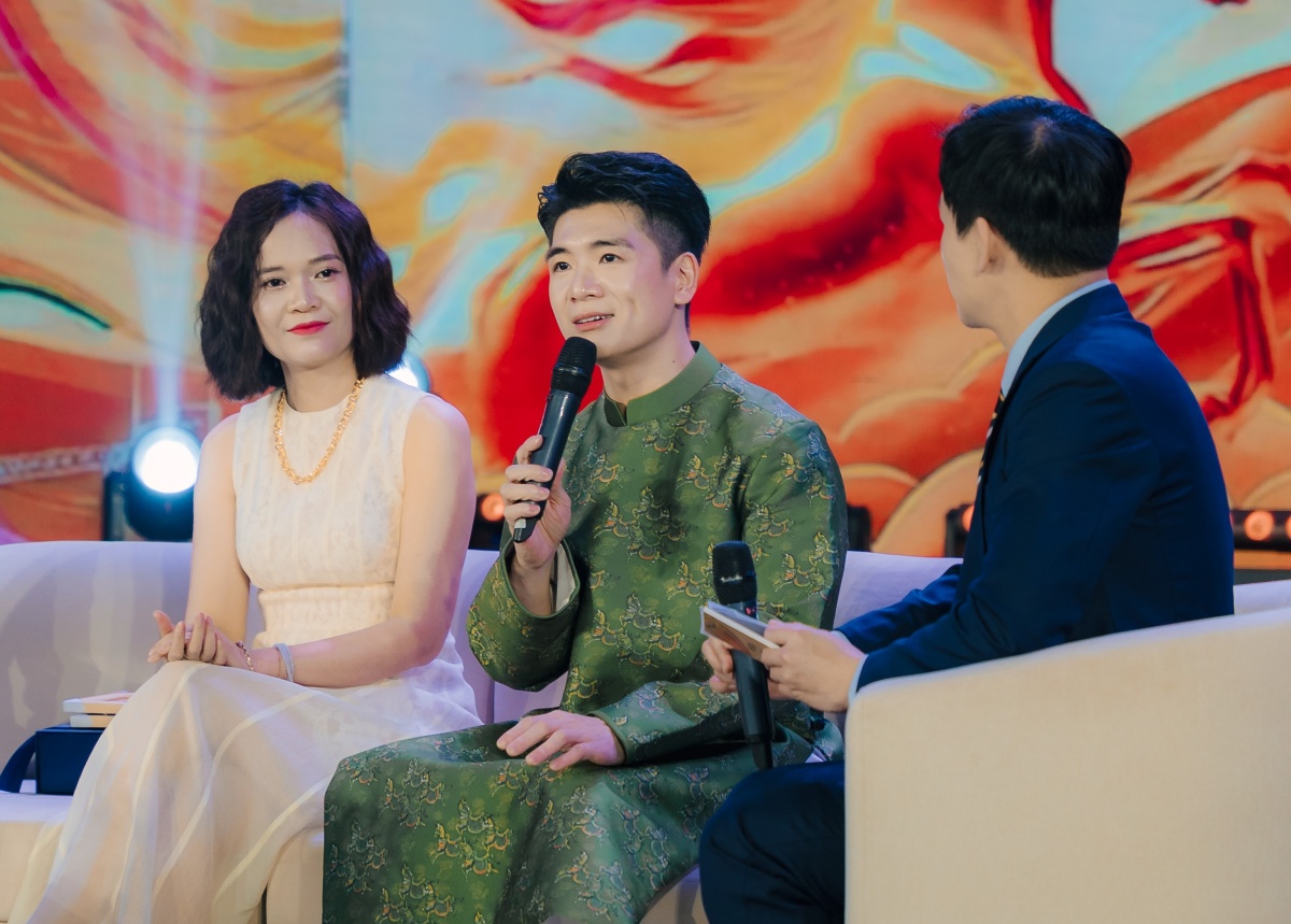 Phó Chủ tịch SHB Đỗ Quang Vinh và chiến lược “5 First” – nền tảng công nghệ gắn với phát triển bền vững hiệu quả Phó Chủ tịch SHB Đỗ Quang Vinh và chiến lược “5 First” – nền tảng công nghệ gắn với phát triển bền vững hiệu quả