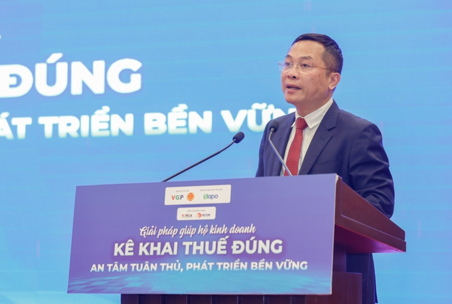 Tập trung hỗ trợ thay vì xử phạt hộ kinh doanh trong kì kê khai thuế đầu tiên Tập trung hỗ trợ thay vì xử phạt hộ kinh doanh trong kì kê khai thuế đầu tiên