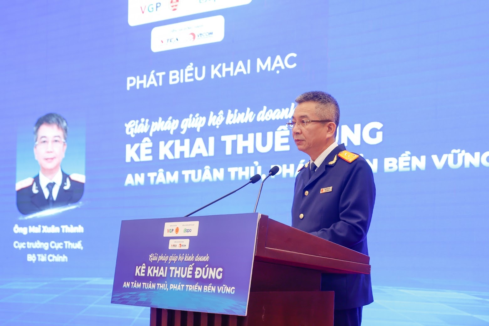 Tập trung hỗ trợ thay vì xử phạt hộ kinh doanh trong kì kê khai thuế đầu tiên Tập trung hỗ trợ thay vì xử phạt hộ kinh doanh trong kì kê khai thuế đầu tiên